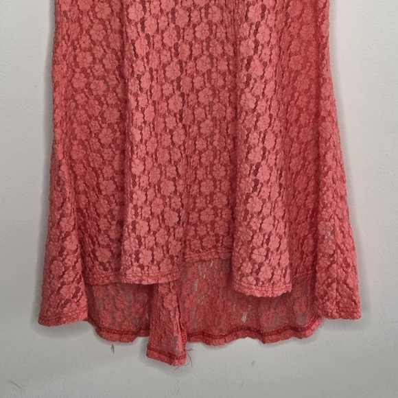 Lovely 153 | Coral Orange Lace Unlined High-Low Tunic Top Size Small - Picture 3 of 8